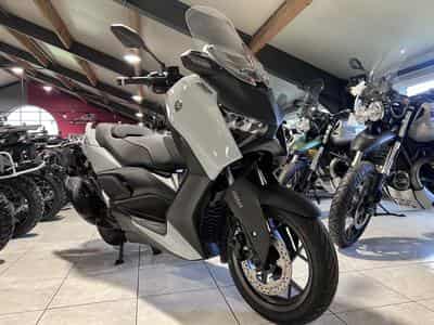 Yamaha X-Max TECH MAX + (2026) - Photo 8