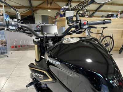 QJmotor SRK 550 (2026) - Photo 8