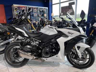 Suzuki GSX-S 1000 GT (2026) - Photo 1