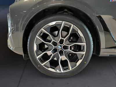 BMW X7 X7 xDrive40d M Sport (2024) - Photo 9