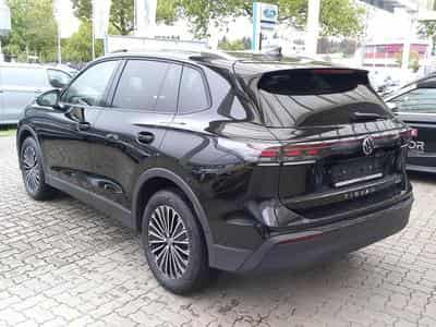 VW Tiguan LED+ Nav Pano (2026) - Photo 5