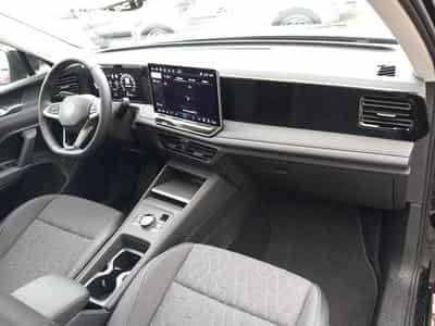 VW Tiguan LED+ Nav Pano (2026) - Photo 6