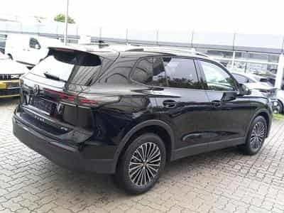 VW Tiguan LED+ Nav Pano (2026) - Photo 4