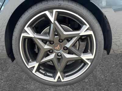 Cupra Leon VZ (2026) - Photo 12