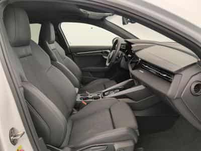 Audi A3 S line (2025) - Photo 9