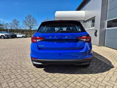 Skoda Fabia 1.0 TSI 95PS (2026) - Photo 3