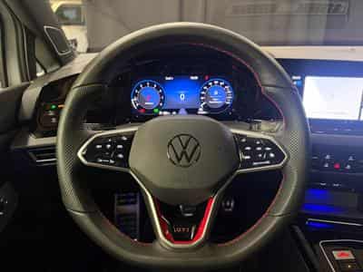 VW Golf GTI CLUBSPORT 2.0 TSI 301 CV DSG7 (2024) - Photo 9