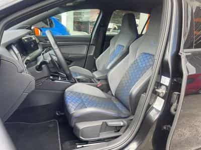 VW Golf (2023) - Photo 14