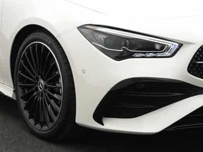 Mercedes CLA 200 AMG-Line Cpe Multi+Kamera+Night+Keyless (2025) - Photo 9