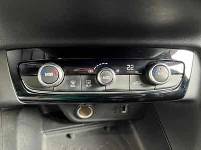 Opel Corsa 1.2 TURBO 130 GS LINE, B.AUTO, LED, VIRTUAL, KAMERA, CARPLAY (2020) - Foto 15