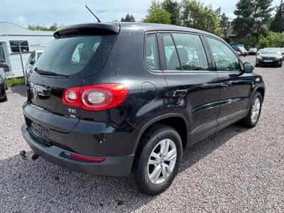 VW Tiguan Tiguan Trend &amp; Fun 4Motion *Bi-Xenon*Euro5* (2009) - Photo 4