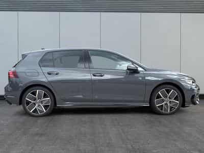 VW Golf R-Line Limited (2026) - Photo 2