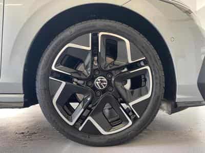 VW Golf Variant R-Line (2026) - Photo 6