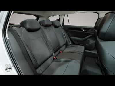 VW Passat (2026) - Photo 8