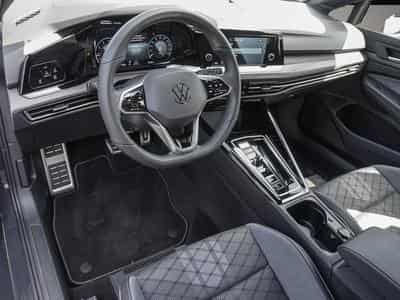 VW Golf (2024) - Photo 7