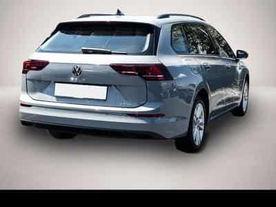 VW Golf (2025) - Photo 2