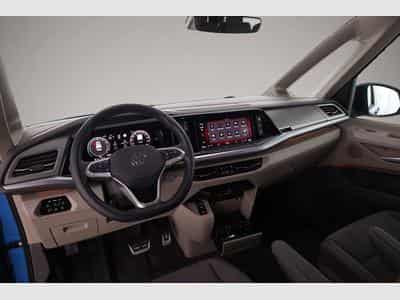 VW Multivan (2025) - Photo 6