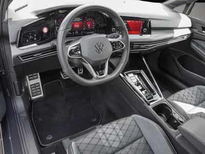 VW Golf (2024) - Photo 7