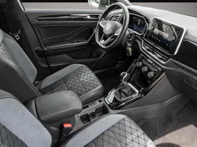 VW T-Roc (2024) - Photo 6