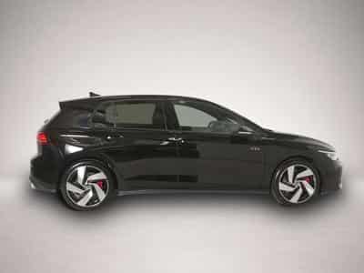 VW Golf (2024) - Photo 6