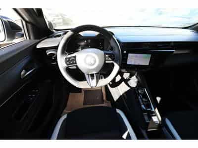 Alfa-Romeo Junior 1.2  Hybrid e-DSC6 136 Sport (2026) - Foto 7