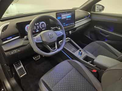 VW T-Roc TSI R-Line 150 CV / 110 KW  DSG (2026) - Photo 4
