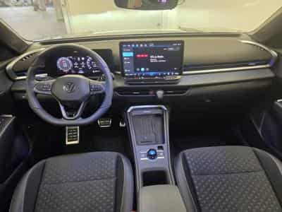VW T-Roc TSI R-Line 150 CV / 110 KW  DSG (2026) - Photo 5
