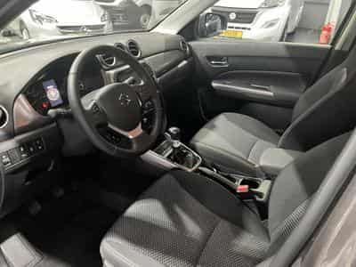 Suzuki Vitara 1.4 GL+ 2WD (2025) - Photo 11