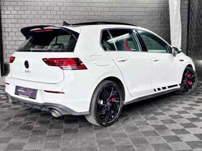 VW Golf GTI Clubsport 2.0 TSI 300CV DSG7 *Toit Ouvrant* *Sièges Chau (2022) - Photo 6
