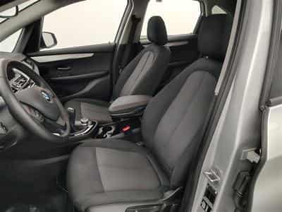 BMW 216 216 d Active Tourer NAVI / FULL LED / CAMERA / PDC (2021) - Foto 7