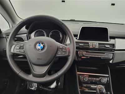 BMW 216 216 d Active Tourer NAVI / FULL LED / CAMERA / PDC (2021) - Foto 9