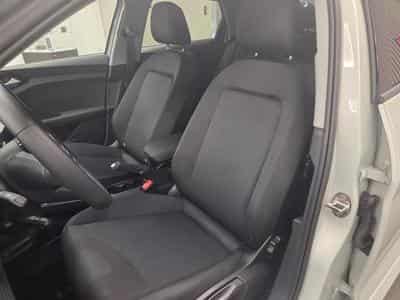 Audi A1 Sportback S line 30 TFSI 116 CH / 85 kW S tronic (2025) - Photo 2