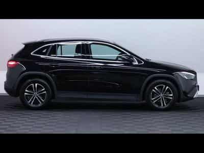 Mercedes GLA 180 Business Line 7G-DCT (2025) - Foto 4