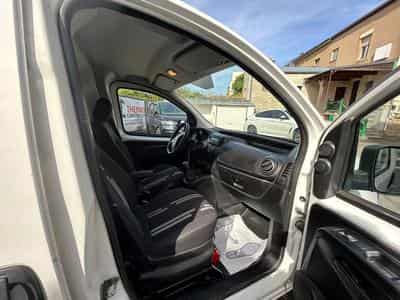 Fiat Fiorino 1.4 Essence Clime (2015) - Foto 11