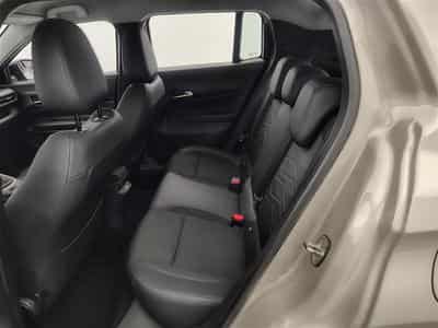 Jeep Avenger 1.2 Turbo 100cv Altitude NAVI / S-CUIR / FULL LED / CARPLAY (2025) - Photo 13