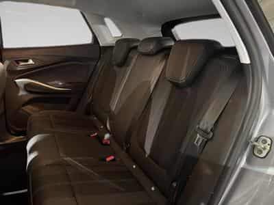 Opel Grandland 1.6 Turbo S/S AT8 Elegance (2023) - Foto 5