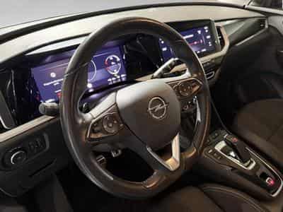 Opel Grandland 1.6 Turbo S/S AT8 Elegance (2023) - Foto 9