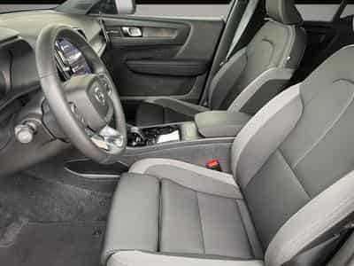 Volvo XC40 (2023) - Photo 7
