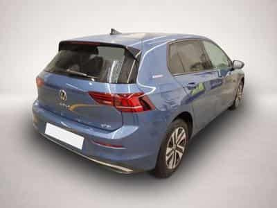 VW Golf (2025) - Photo 2