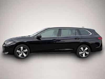 VW Passat (2025) - Photo 2