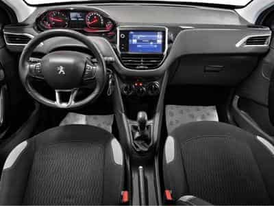 Peugeot 208 1.6 HDI 92 STYLE 1 HAND (2014) - Photo 7