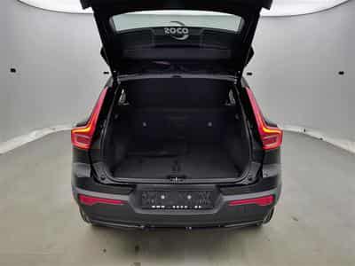 Volvo XC40 2.0 B3 Geartronic NAVI / FULL LED / HARMANN KARDON / CAMERA (2026) - Foto 15
