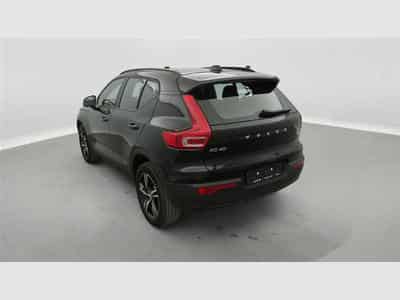 Volvo XC40 2.0 B3 Geartronic NAVI / FULL LED / HARMANN KARDON / CAMERA (2026) - Foto 2