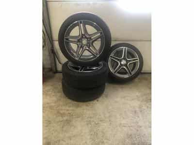 Jantes alu + Pneus é 18" 225/45 R18 91W (2026) - Photo 1