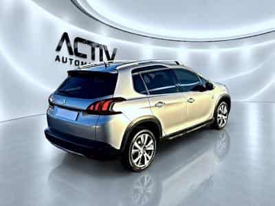 Peugeot 2008 1.2 PURETECH 110 CROSSWAY (2019) - Photo 7