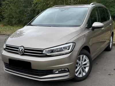 VW Touran Highline (2016) - Foto 1