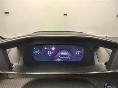 Peugeot 2008 1.2 PureTech GT S&S (2024) - Photo 10
