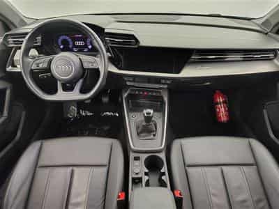 Audi A3 30 TFSI S-Line S tronic  Cuir / Navi Cockpit / Led (2023) - Foto 8