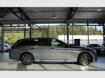 Mercedes E 300 de T AMG Line *2.H *Pano *Night *BURM *AHK (2022) - Foto 6