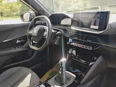 Peugeot 2008 Allure (2025) - Photo 7